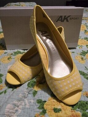AK Sports Yellow Polka Dot Peep-Toe